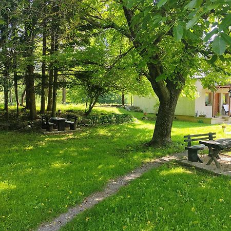 Stari Mlin Hotel Korenica Luaran gambar