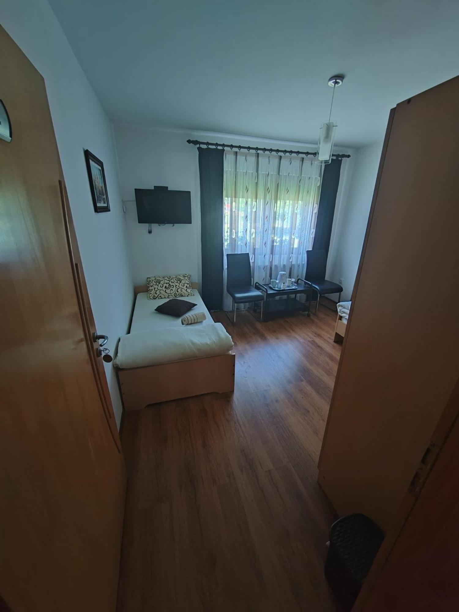 Stari Mlin Hotel Korenica Luaran gambar